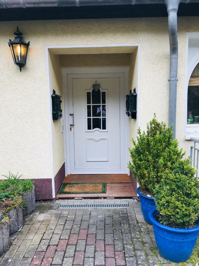 Ferienwohnung Am Nuerburgring/Wintersport Arft Acht Ngoại thất bức ảnh